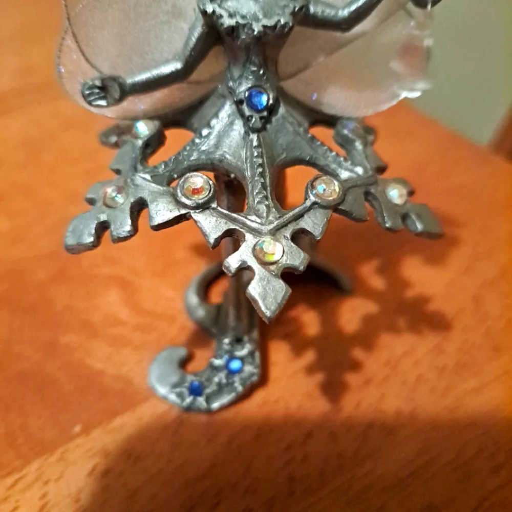 Pewter Fairy Figure Snowflake Crystal Fae Mystical Forest Fantasy Sunglo - Picture 4 of 7